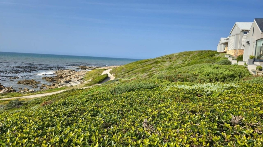 5 Bedroom Property for Sale in Kleinbaai Western Cape